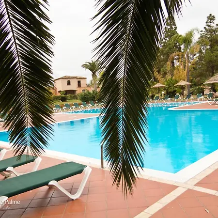 Апартаменты Classical Baia Delle Palme 2 Bedroom Sleeps 6 Persons T6 Санта-Маргерита-ди-Пула