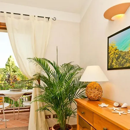 Classical Baia Delle Palme 2 Bedroom Sleeps 6 Persons T6 Санта-Маргерита-ди-Пула