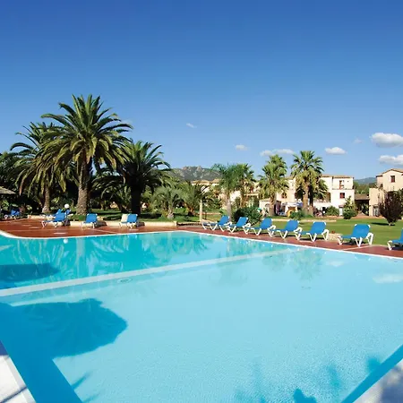Classical Baia Delle Palme 2 Bedroom Sleeps 6 Persons T6 *