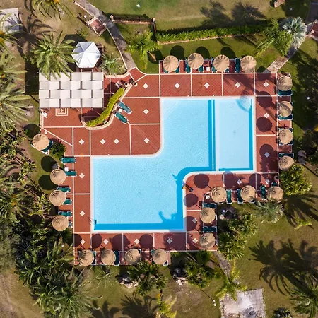 Appartamento Classical Baia Delle Palme 2 Bedroom Sleeps 6 Persons T6